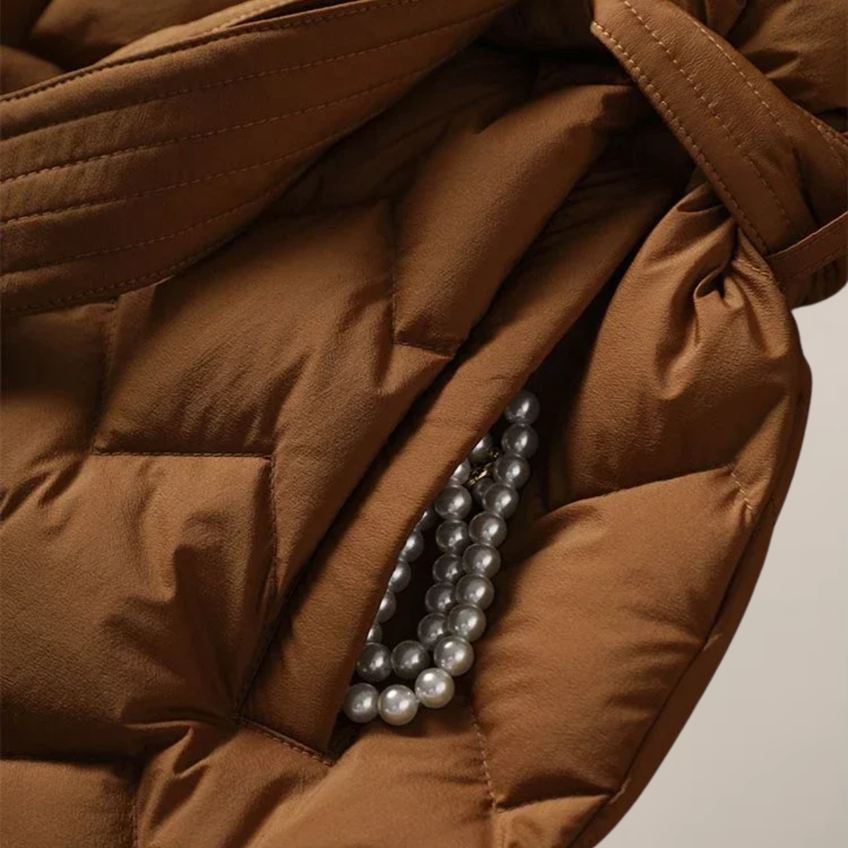 Women’s Puffer Jacket – Quilted Design – Belted Waist – Elegant Fit