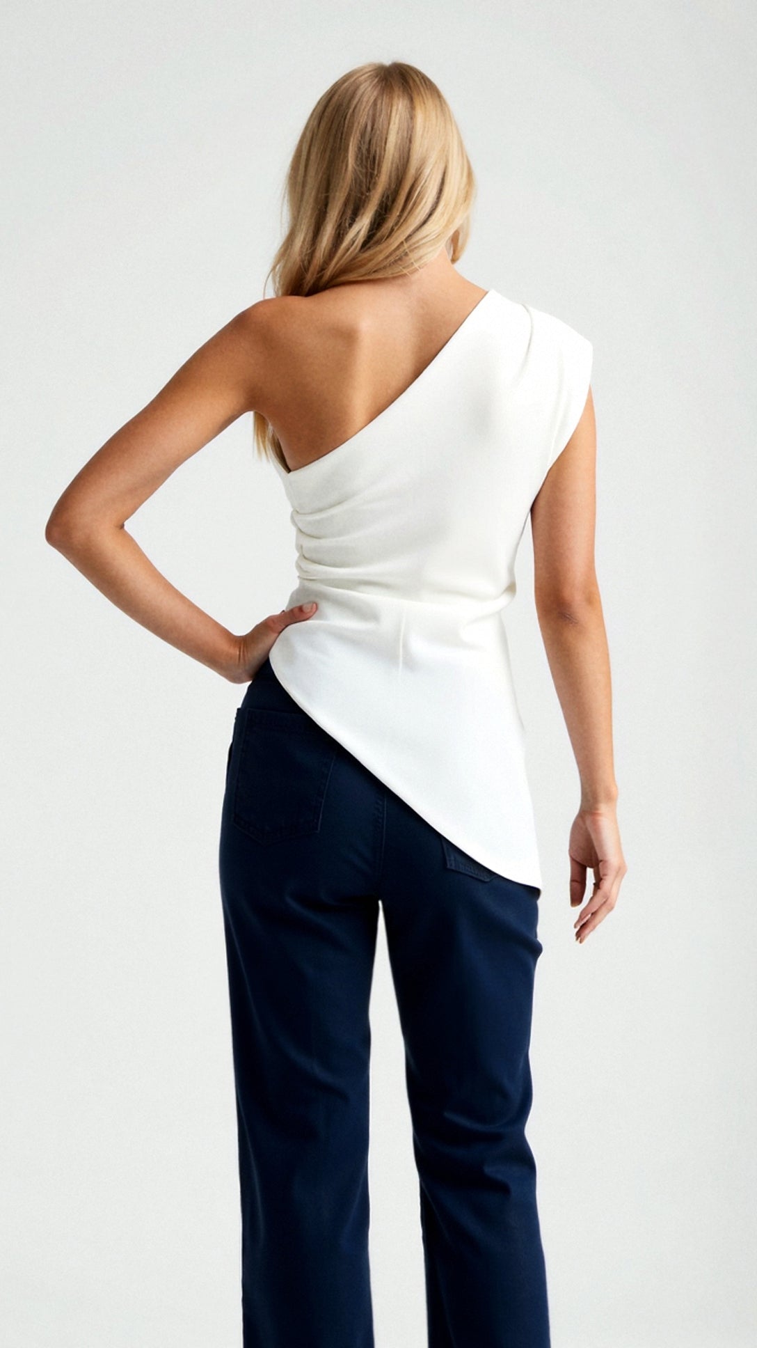 Selene Sleeveless One-Shoudler Top