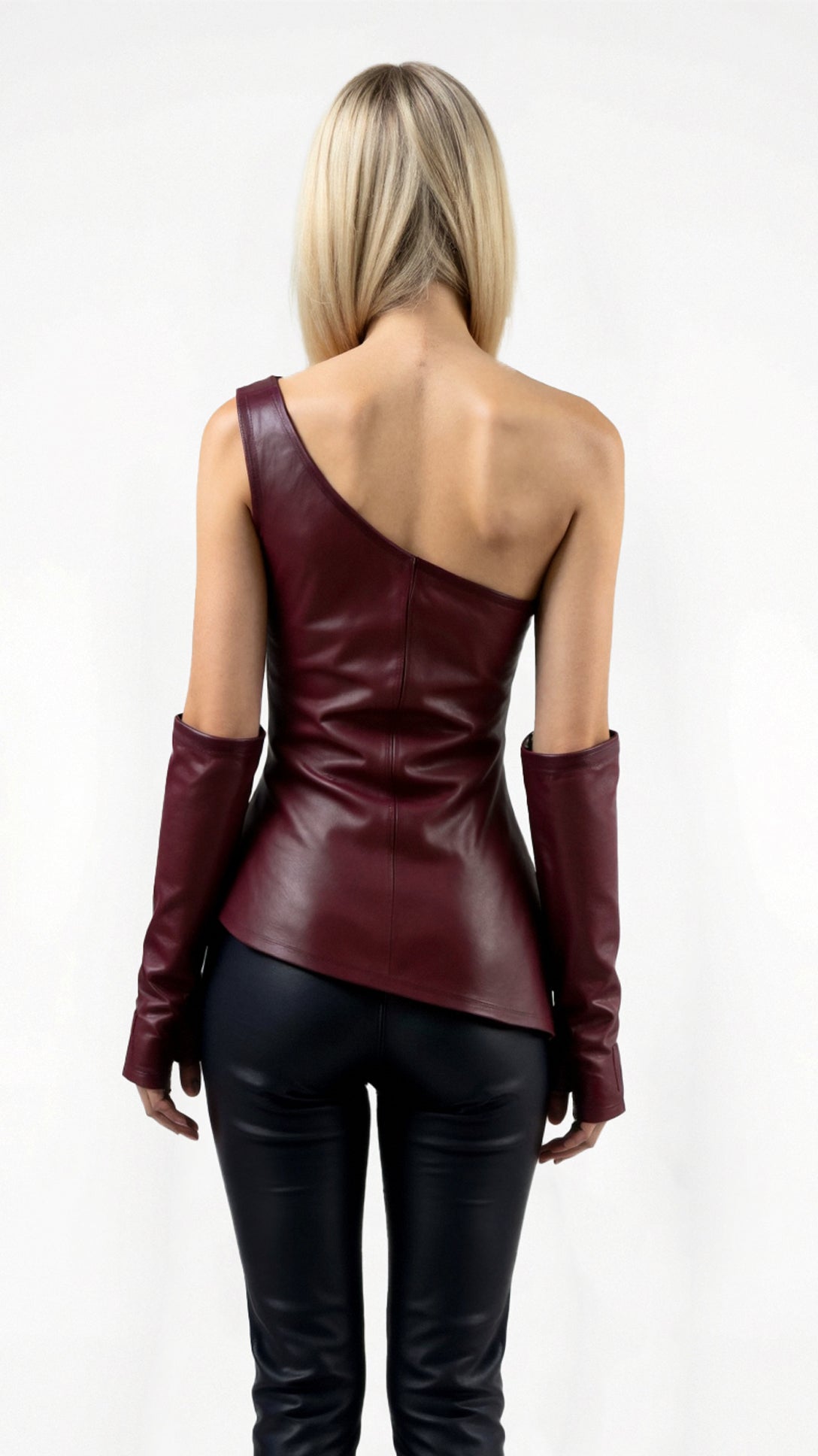Ulyssa Off-Shoulder Top