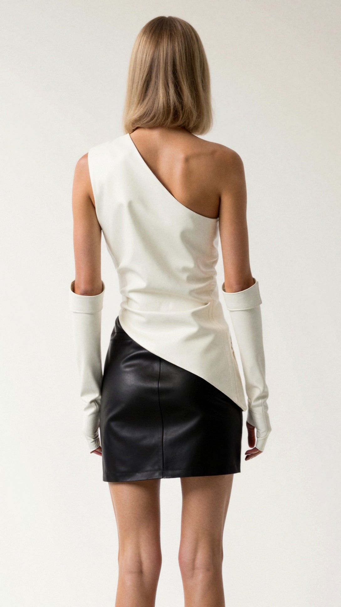 Ulyssa Off-Shoulder Top